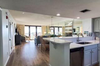 Edgewater Beach Resort 1403 - 2
