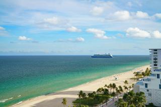 Courtyard by Marriott Oceanside Fort Lauderdale Beach - Fort Lauderdale - 2