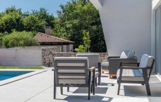 Awesome Home In Jursici - Juršići - 4