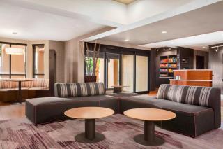 Courtyard by Marriott Springfield - 6