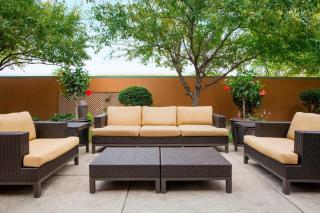 Courtyard by Marriott Springfield - 3