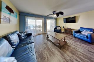 Put-in-Bay Waterfront Condo #109 - 9