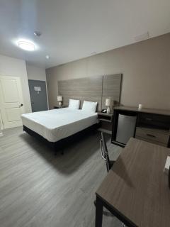 Dream Hotel Bronx - 8