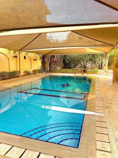 3BR Apt with privet Garden Pool with Excellent Location Near Waterway - Cairo - 9