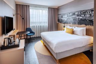 Courtyard by Marriott Prague Airport - Prague - 9