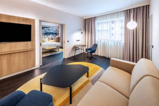 Courtyard by Marriott Prague Airport - 6