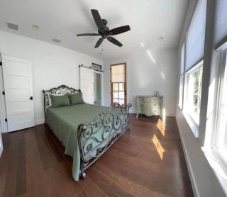 Gator Grove - Colonial House - Brand New Build! - Gainesville - 8