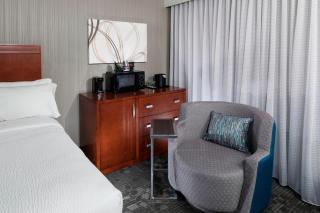 Courtyard by Marriott Suffolk Chesapeake - 3