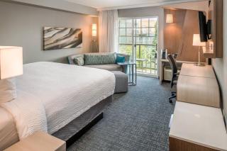 Courtyard by Marriott Portland North - Portland - 1
