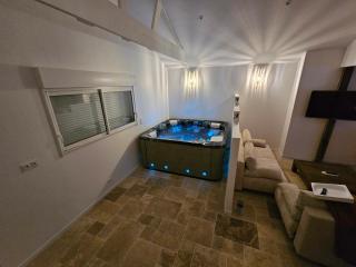 Longère avec jacuzzi intérieur - Couesmes-vauce - 0