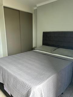 Flat alto padrão com piscina - Campina Grande - 2