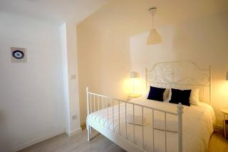 Cruz Cozy Apartment 2º - Lisbon - 2