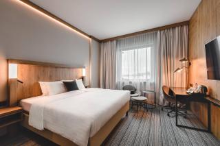 Courtyard by Marriott Warsaw Airport - Warsaw - 9