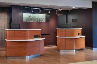 Courtyard by Marriott Raleigh Midtown - Raleigh - 8