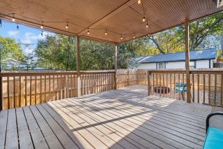 Charming Home in Prime Location! - Austin - 6