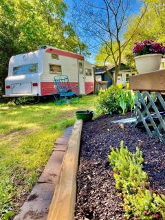Vintage Scotty Camper Cottage Durham NC - 7
