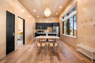Modern Flagstaff Wood Cabin Home Forest Views - Mountainaire - 3