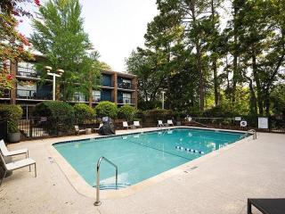 Landing at The Harrison - Studio in Northeast Raleigh - Raleigh - 7