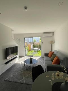 Mohua Lane Retreat - Christchurch - 5