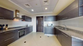 Vacationer I Lux 3 Bedroom Apartment I Steps from Barasti Beach - 7