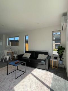 Stylish Suite on Mohua - Christchurch - 9