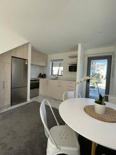 Stylish Suite on Mohua - Christchurch - 4