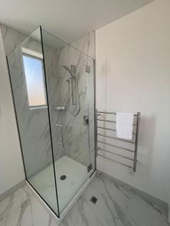 Stylish Suite on Mohua - Christchurch - 3