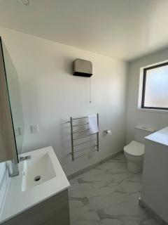 Stylish Suite on Mohua - Christchurch - 1