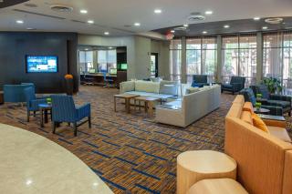 Courtyard by Marriott Pensacola Downtown - Pensacola - 6