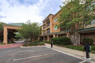 Courtyard by Marriott Rock Hill - 9