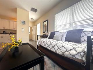 Cozy Reunion Resort Home - Sleeps 4 Near Disney - Resort ammenities - Golf - Kissimmee - 6