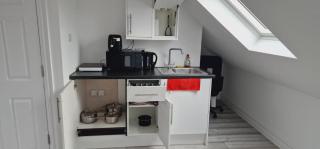 Superb Apartment with parking - Harrow on the Hill - 3