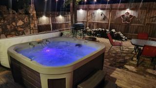 Bungalows on the Square- Unit 1 - Wimberley - 8