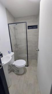 Pieza independiente con baño privado - Los Ángeles - 4