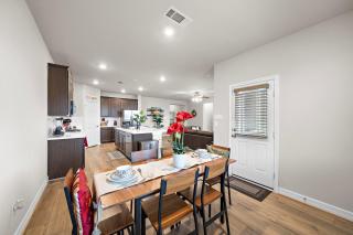 Htown Getaway Yard Bbq Parking Games Wifi - Fresno - 8