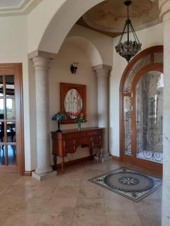AUTHENTIC SANTA FE STYLE VILLA WITH PANORAMIC VIEWS - Gold Canyon - 7