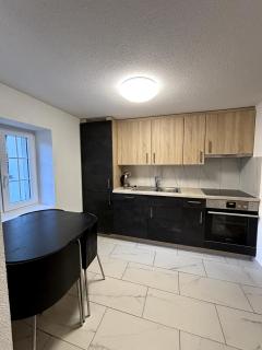 Skiing & Snowboard Apartment Accessible by Public Transport - Küblis - 1