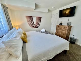 Adventure Lodge - South Lake Tahoe - 4