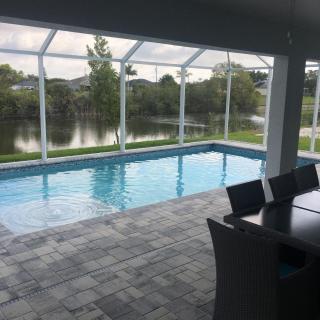 Stunning New Home in Cape Coral Florida - Cape Coral - 6