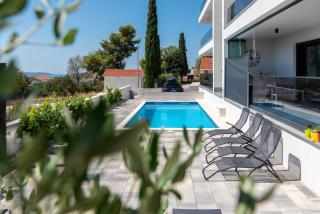 Apartments with a swimming pool Okrug Gornji, Ciovo - 23649 - Trogir - 4