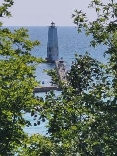 New! Great Lakes Getaway - Incredible Lakefront! - Frankfort - 1