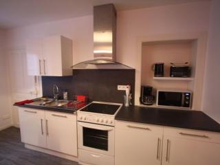 Appartement Rénové, Proche Centre-Ville Épinal, 2 Chambres, Confort, WiFi, Parking - FR-1-589-54 - Épinal - 3
