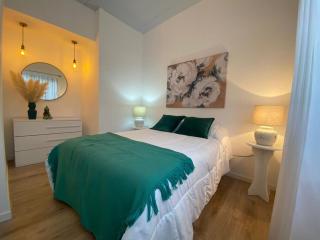 Casa Mia Rambla,casa completa para 12 personas,cuenta con 5 dormitorios ,4 baños ,piscina climatizada y parrillero - Colonia del Sacramento - 9