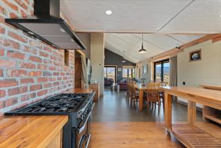 A Place in Thyme - Alexandra Holiday Home - 3