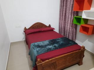4 BHK Homestay with swimming pool - Anaviratty - 5