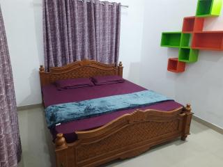 4 BHK Homestay with swimming pool - Anaviratty - 7