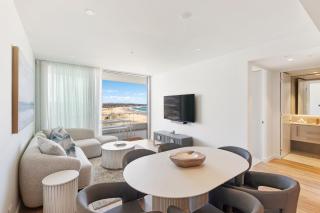 Oceanview 2BR 2BA in The Miles Residences Kirra - Gold Coast - 3