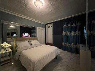 3 bedrooms in 2nd floor Modern Brooklyn home, Close to J train - Brooklyn - 1