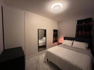 3 bedrooms in 2nd floor Modern Brooklyn home, Close to J train - Brooklyn - 6