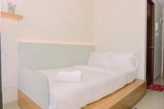 Good Deal and Simply Look Studio Room at Transpark Bintaro Apartment By Travelio - 9